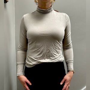 H&M silver turtle neck, silky viscose material